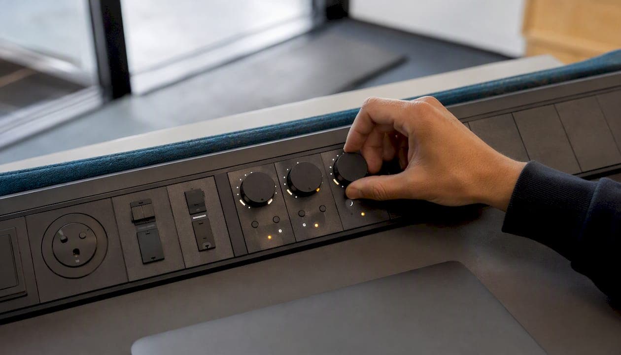 Tableau Report Bursting: 3 Ways Analysts Automate Delivery